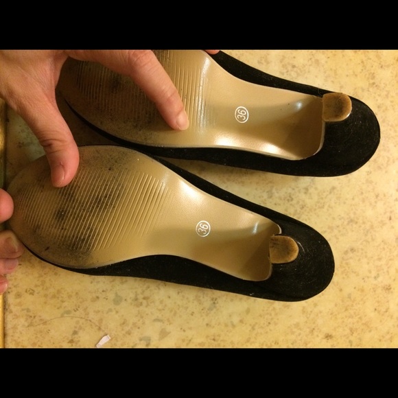 Black heels 👠 - Picture 3 of 3